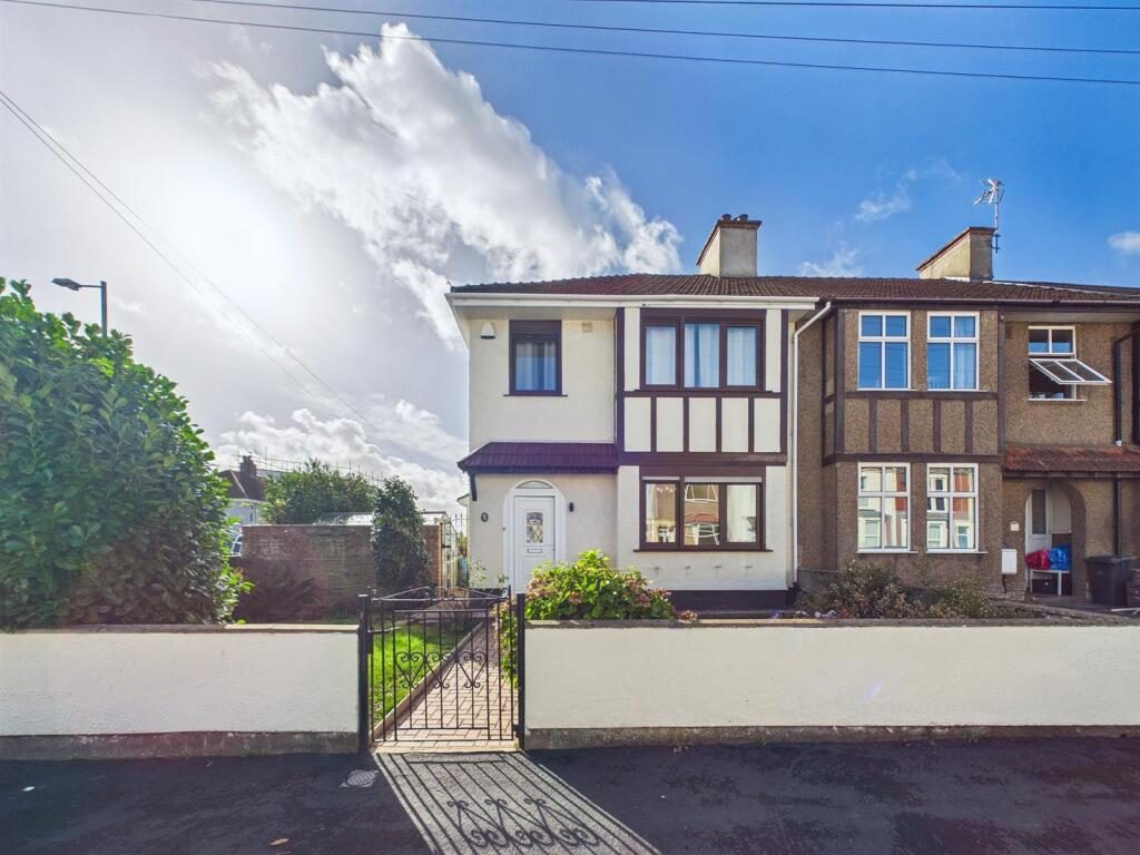 Property on Beachgrove Road, BS16 4AY