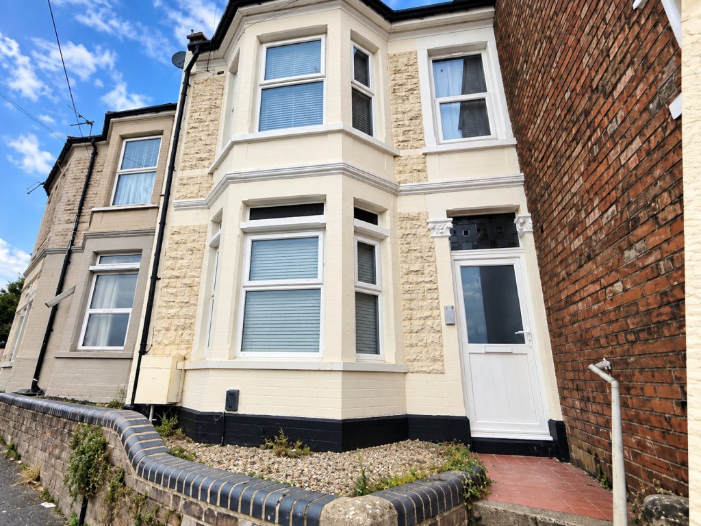 Property on Sandy Park Road, BS4 3PA