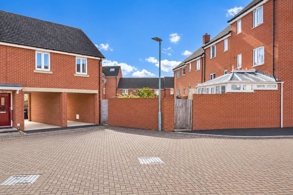 Property on Jack Russell Close, GL5 4EJ