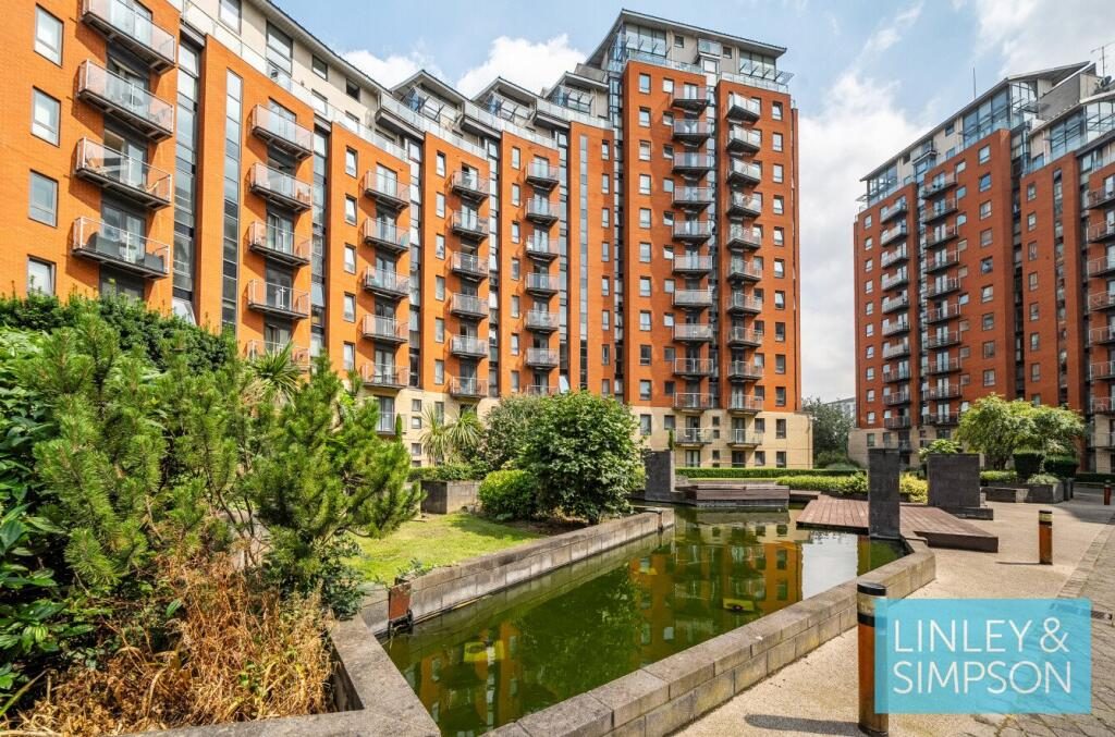 Property on Gotts Road, LS12 1DF