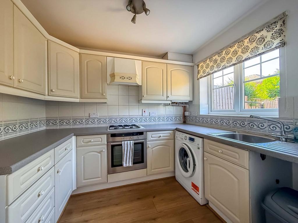 3 Bed House For Sale - PR8 6LS