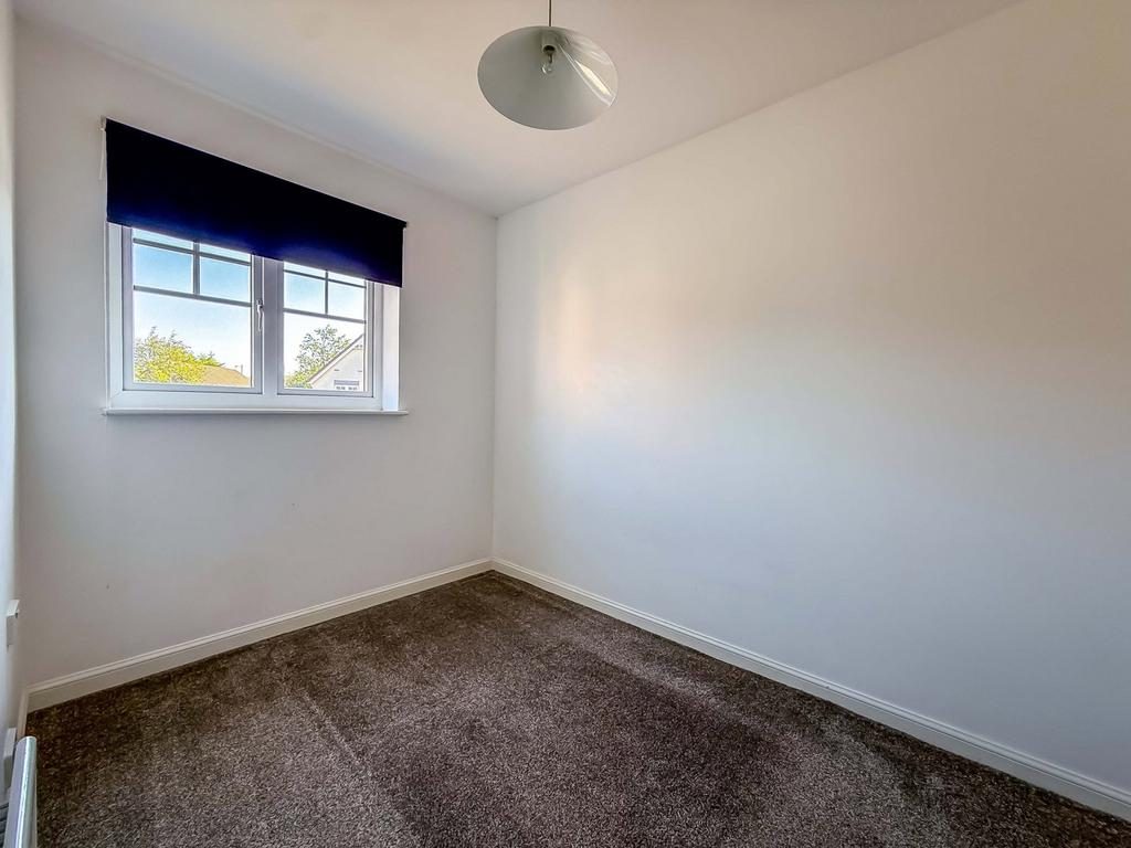 3 Bed House For Sale - PR8 6LS